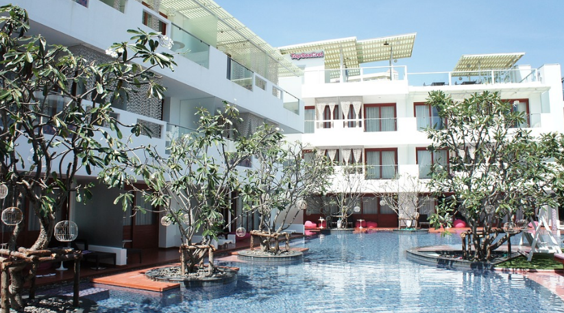Hua Hin pool hotel